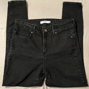 JustFab Highwaisted Jeans